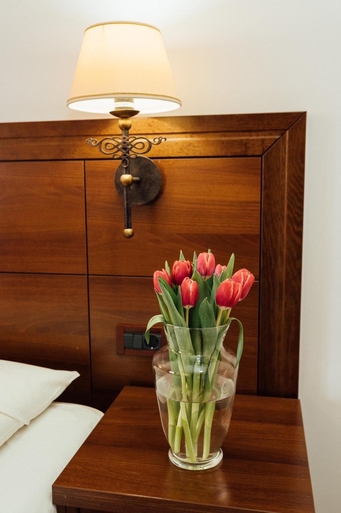 Hotel Picok Ðurđevac Bagian luar foto