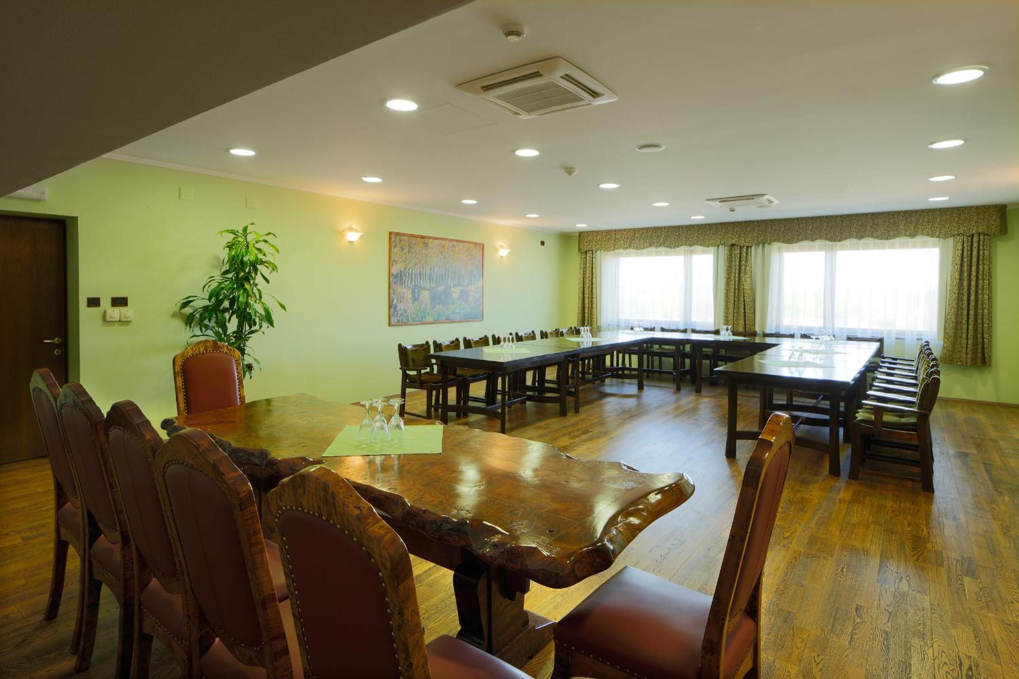 Hotel Picok Ðurđevac Bagian luar foto