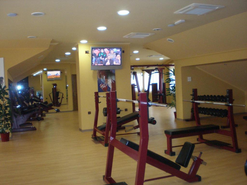 Hotel Picok Ðurđevac Bagian luar foto