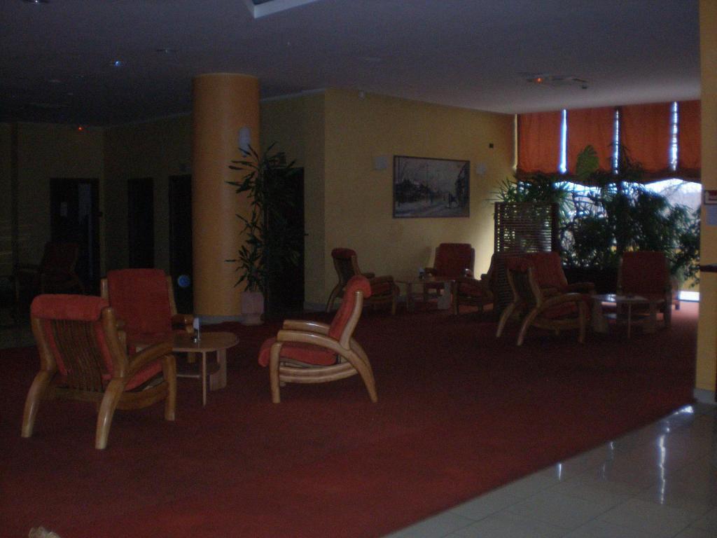 Hotel Picok Ðurđevac Bagian luar foto